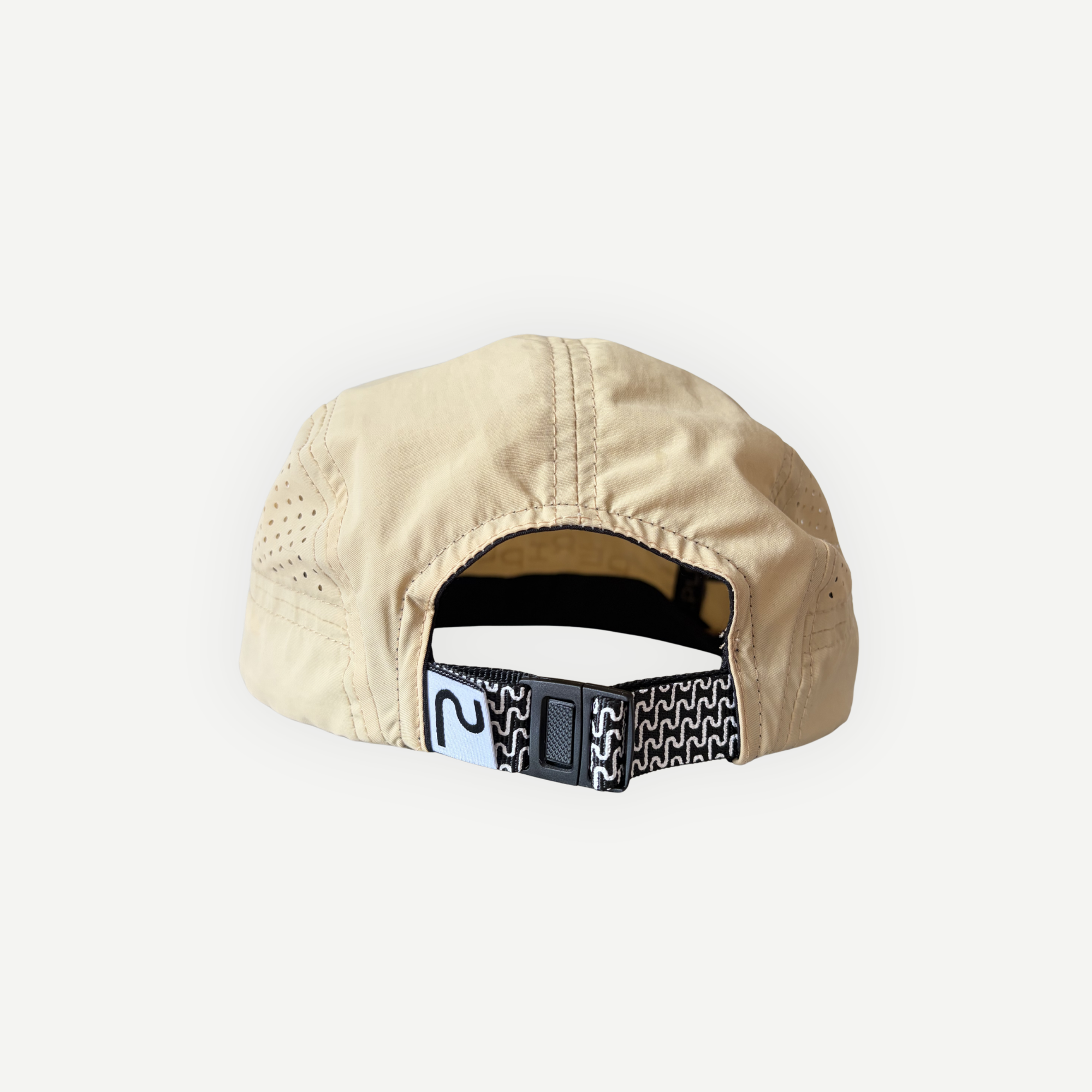 Collection of Casquette de course en nylon léger et respirant – ajustable - Beige - Adulte in a gallery layout