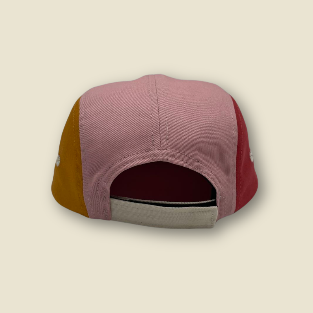 Collection of Casquette colorblock ajustable à 5 panneaux | Corail in a gallery layout