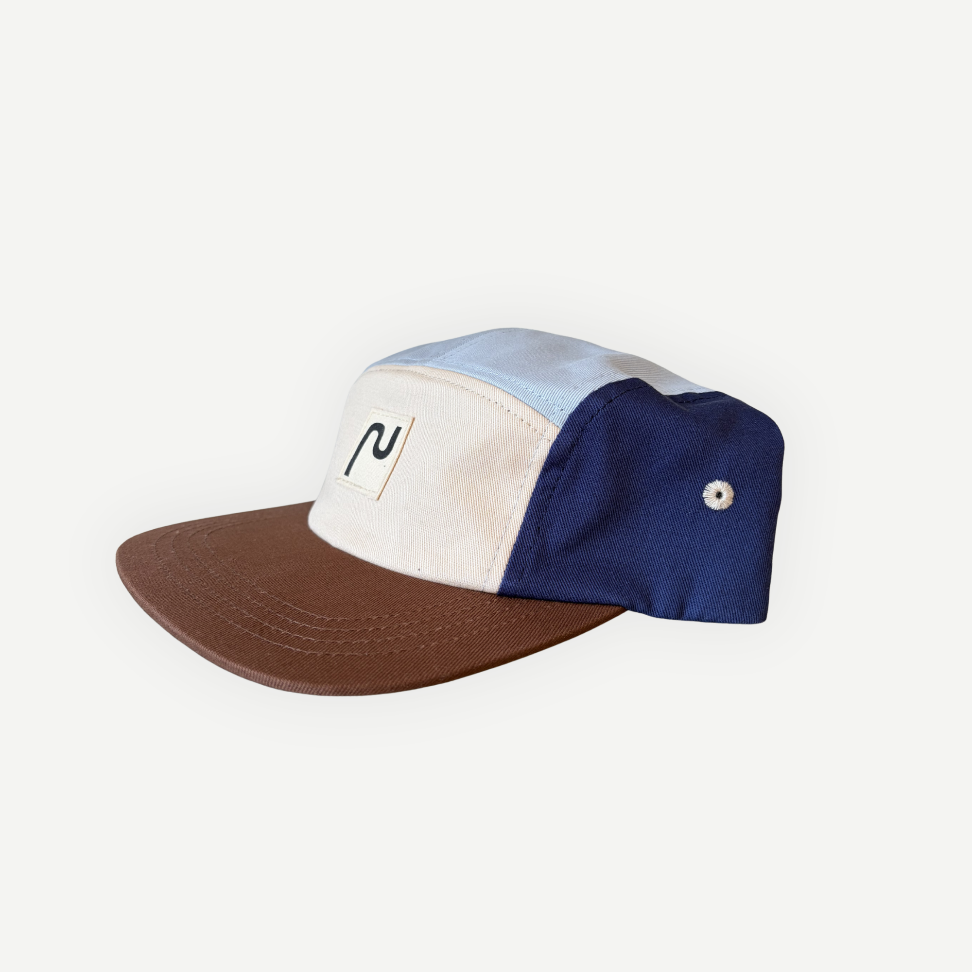 Collection of Casquette colorblock ajustable à 5 panneaux - Sauge - Adulte in a gallery layout