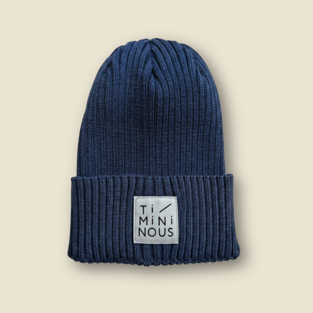 Collection of Tuque 100% laine de mérinos, bleu acier, tricotée  Montréal.  in a gallery layout