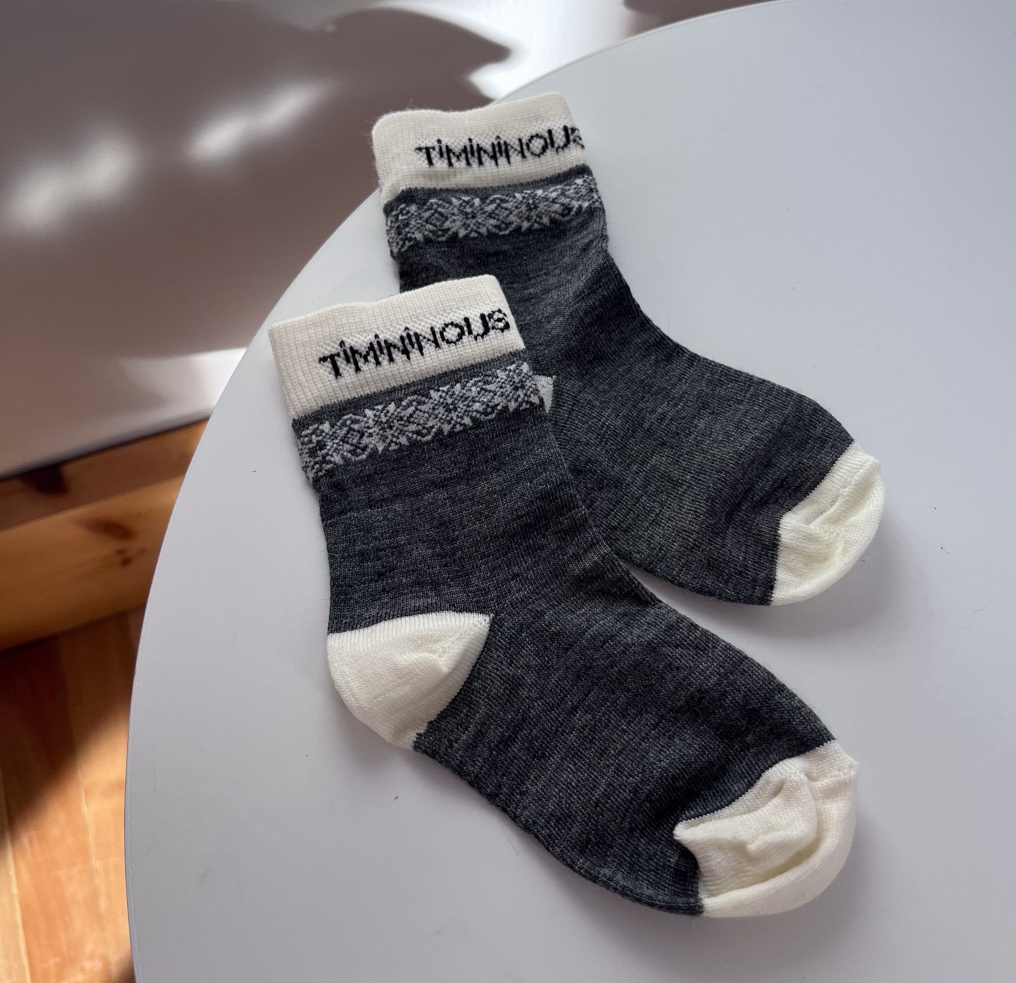 Collection of Bas en laine de mérinos 4 saisons pour bébés et enfants - Timininous in a gallery layout