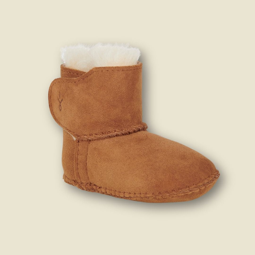 Collection of Bottines chaudes en suède et laine de mérinos pour bébé - Chestnut - Timininous in a gallery layout