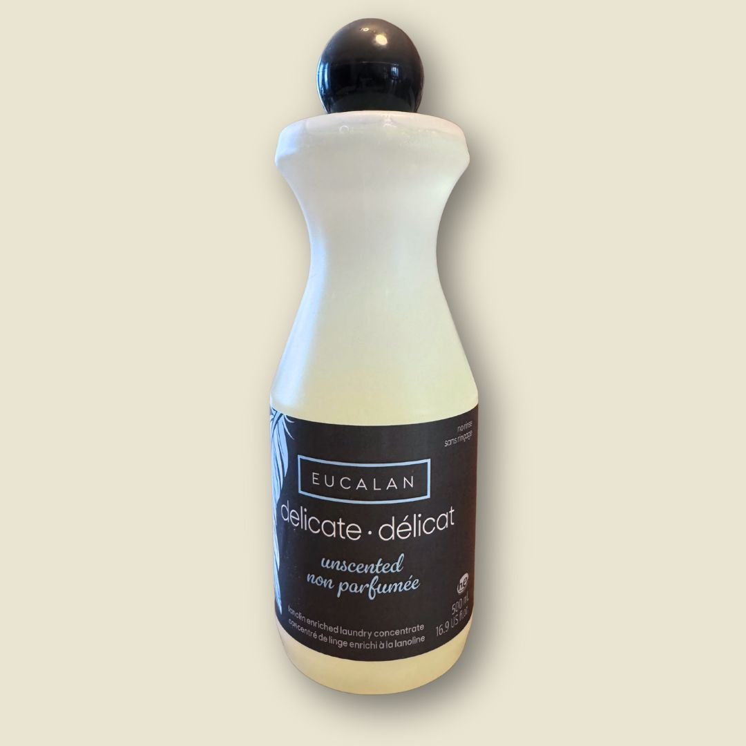 Collection of Détergent naturel pour la laine enrichi de lanoline - Timininous in a gallery layout